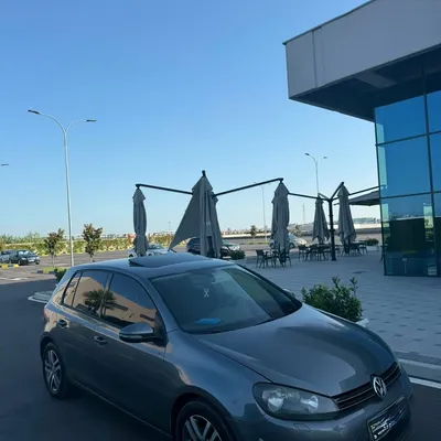 Volkswagen Golf 2014 në shitje