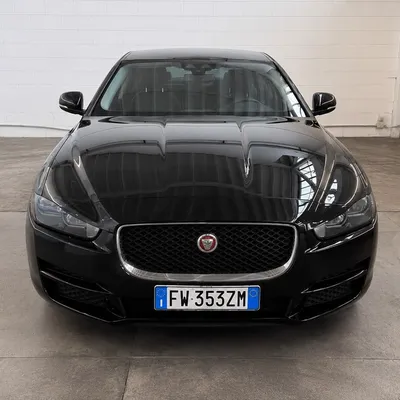 Jaguar XE 2019 në shitje