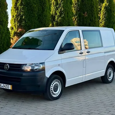 Volkswagen Transporter 2012 në shitje
