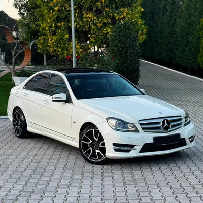Mercedes-Benz C-class  në shitje