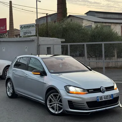 Volkswagen Golf 2015 në shitje