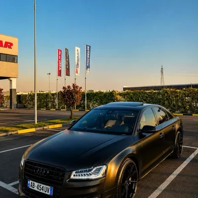 Audi S8 2013 në shitje