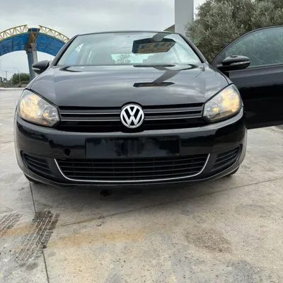 Volkswagen Golf 2010 në shitje