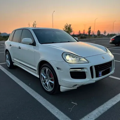 Porsche Cayenne 2009 në shitje