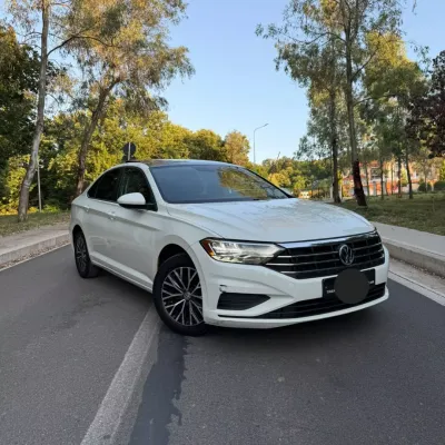 Volkswagen Jetta 2019 në shitje