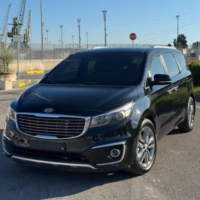 Kia Carnival 2017 në shitje