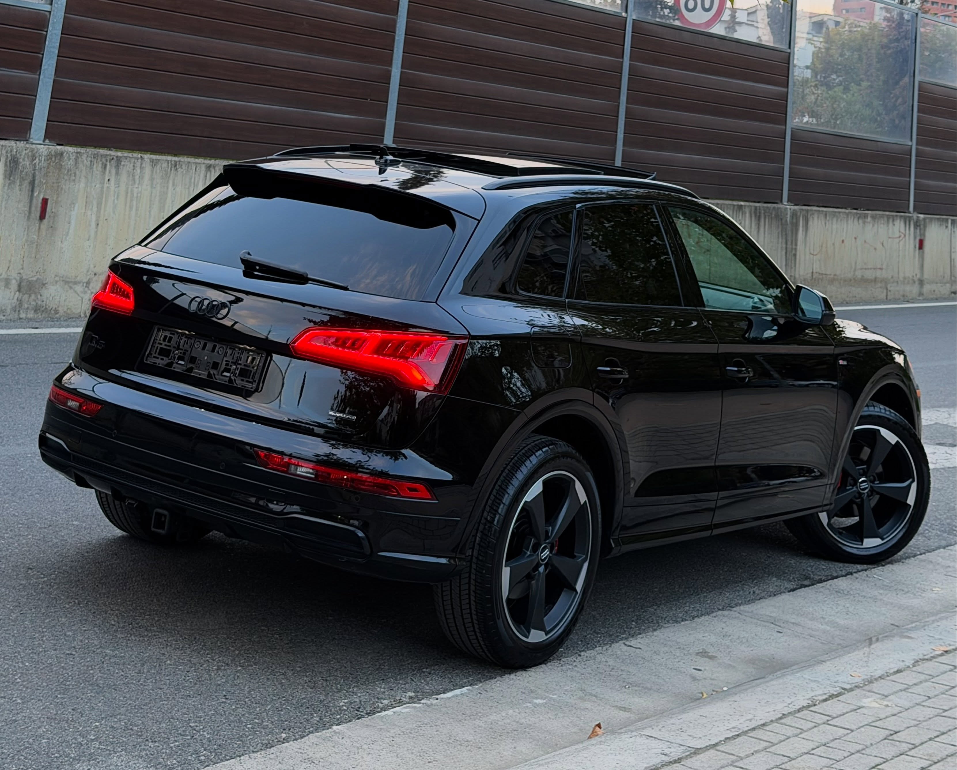 2020 Audi Q5 thumbnail 5