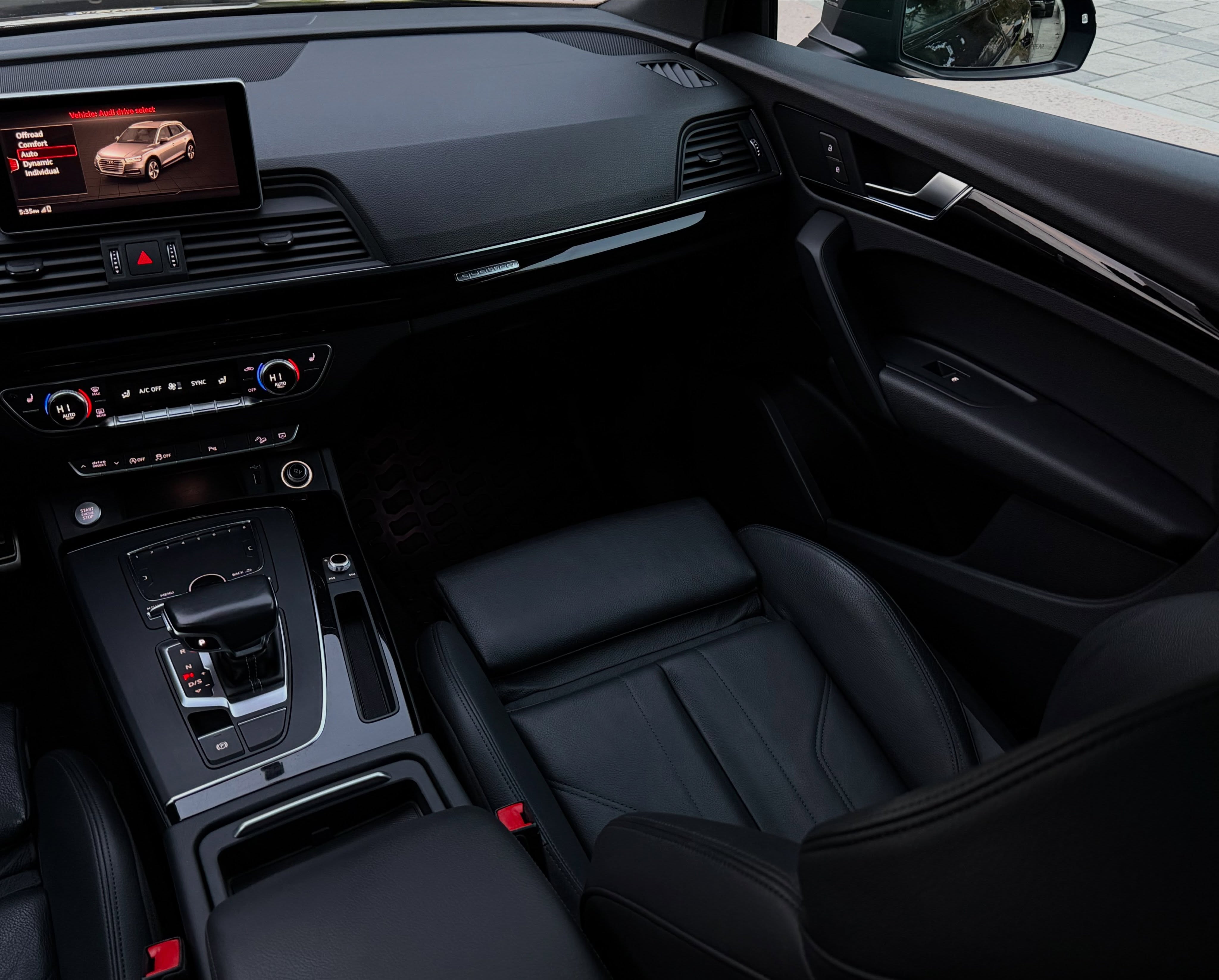2020 Audi Q5 thumbnail 6
