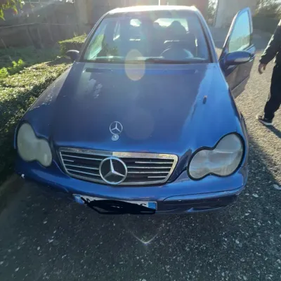 Mercedes-Benz C-class 2001 në shitje