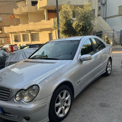 Mercedes-Benz C-class 2006 në shitje
