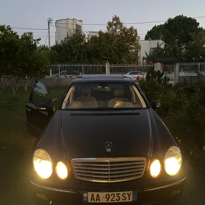 Mercedes-Benz E-class 2003 në shitje