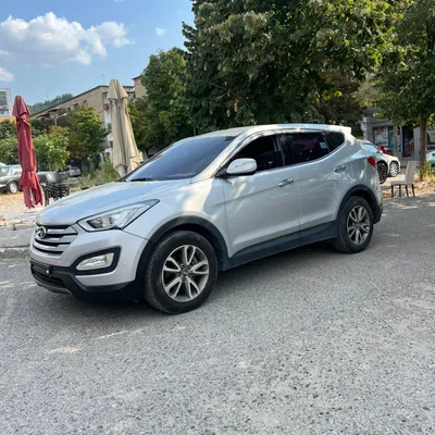 Hyundai Santa Fe 2013 në shitje