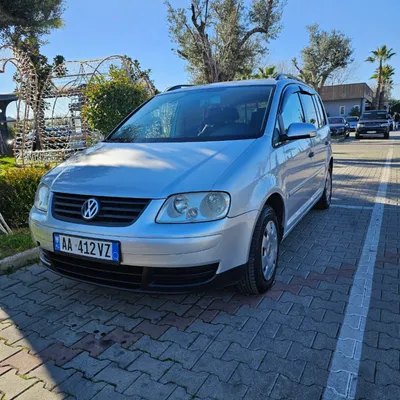 Volkswagen Touran 2005 në shitje