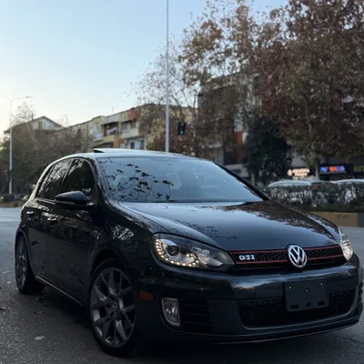 Volkswagen Golf 2013 në shitje