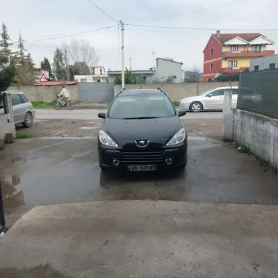 Peugeot 307 2008 në shitje