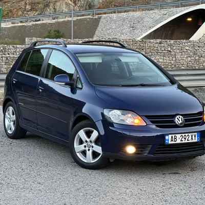 Volkswagen Golf 2008 në shitje
