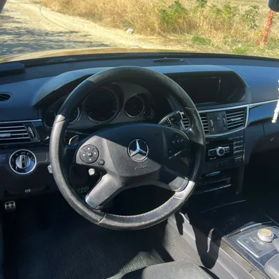 Mercedes-Benz E-class 2011 në shitje