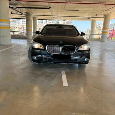 BMW 7 Series 2011