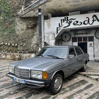 Mercedes-Benz W123 1982 for sale