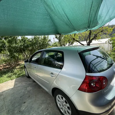 Volkswagen Golf 2005 në shitje