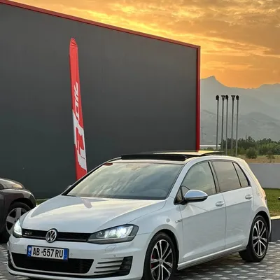 Volkswagen Golf 2014 në shitje