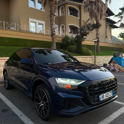 Audi Q8