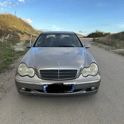 Mercedes-Benz C-class 2004 në shitje