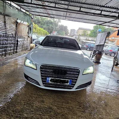 Audi A8 2012 në shitje