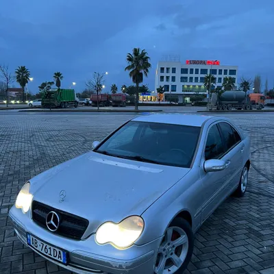 Mercedes-Benz C-class 2000 në shitje