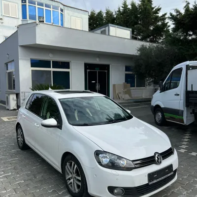 Volkswagen Golf 2010 në shitje