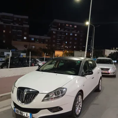 Lancia Delta 2009