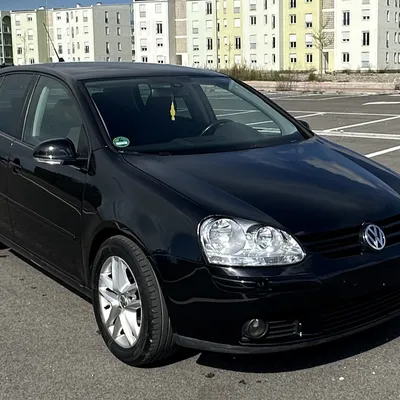 Volkswagen Golf 2008 në shitje