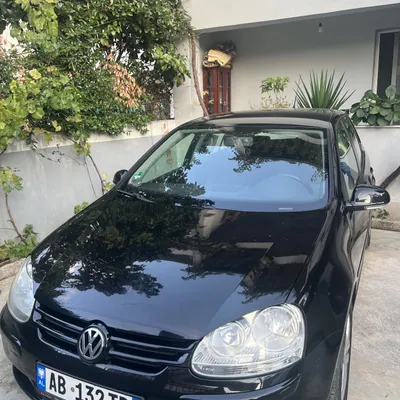 Volkswagen Golf 2007 në shitje
