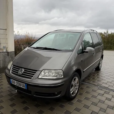 Volkswagen Sharan 2009 në shitje