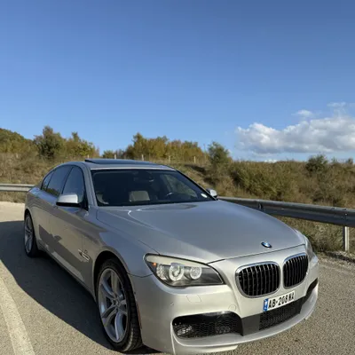 BMW 7 Series 2012 në shitje