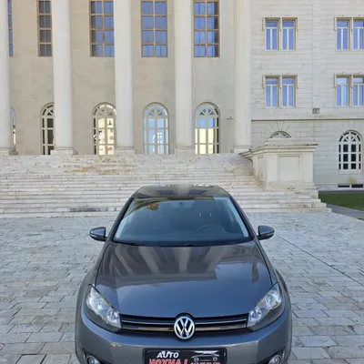 Volkswagen Golf 2009 në shitje