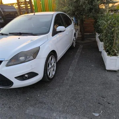 Ford Focus 2010 në shitje
