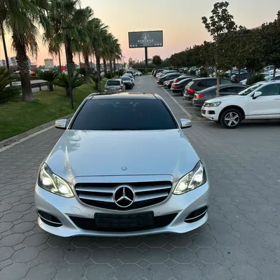 Mercedes-Benz E-class 2013 në shitje