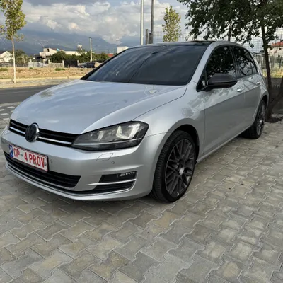 Volkswagen Golf 2014 në shitje
