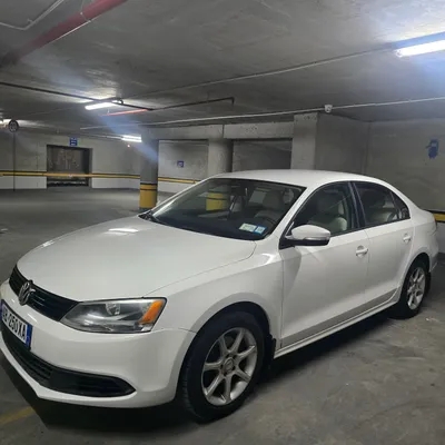 Volkswagen Jetta 2012 në shitje
