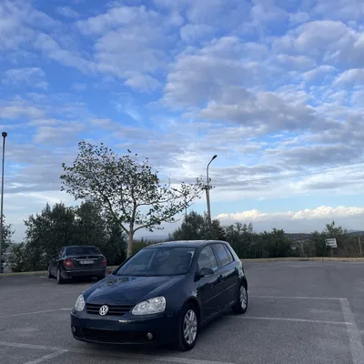 Volkswagen Golf 2007 në shitje