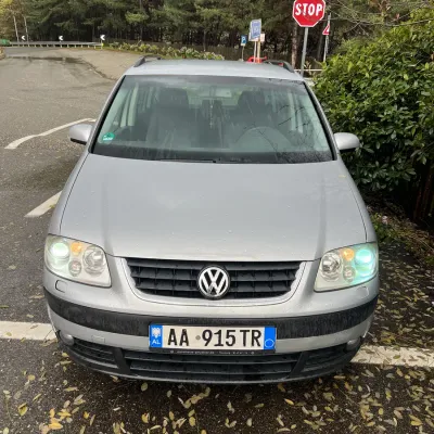 Volkswagen Touran 2005 në shitje