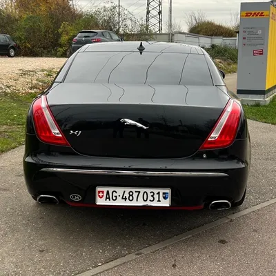 Jaguar XJ 2013 në shitje