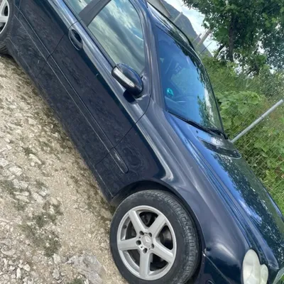 Mercedes-Benz C-class 2004 në shitje