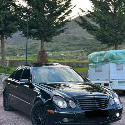 Mercedes-Benz E-class 2009 në shitje