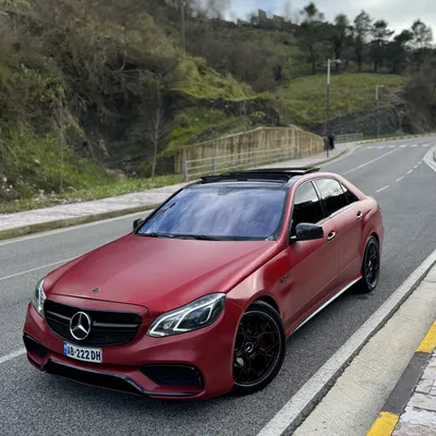 Mercedes-Benz E-class 2011 në shitje