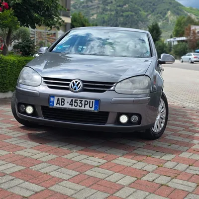 Volkswagen Golf 2008 në shitje