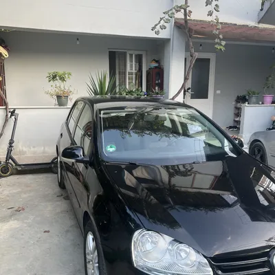 Volkswagen Golf 2007 në shitje
