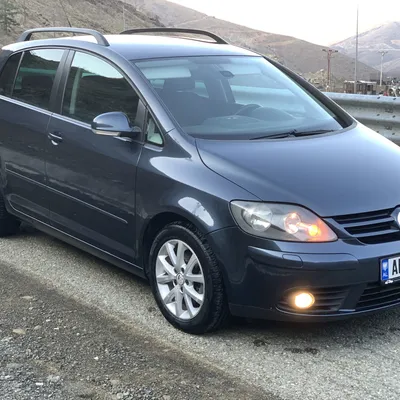 Volkswagen Golf 2008 në shitje