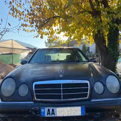 Mercedes-Benz E-class 1998 në shitje